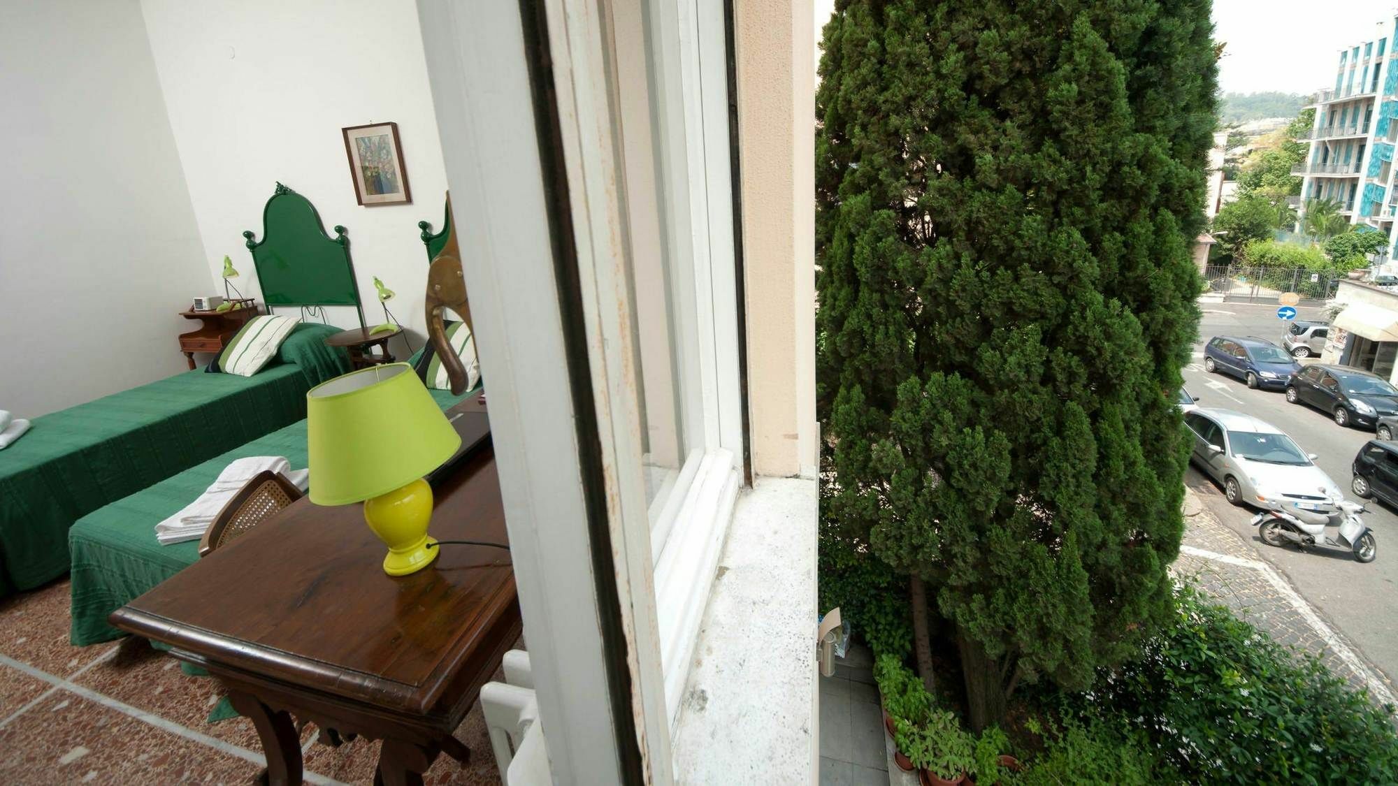 2 Passi Da Acomodação com café da manhã Roma Exterior foto